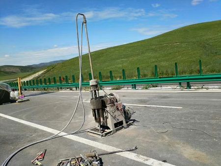 华亭公路地基基础注浆加固